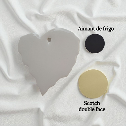 Bijou Chaton endormi marron - Coeur beige