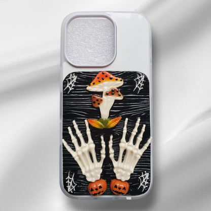 Bijou Coque Squelette et Champignon