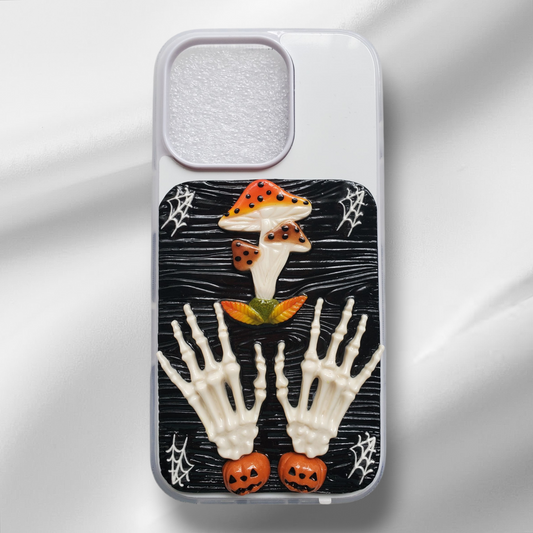 Bijou Coque Squelette et Champignon