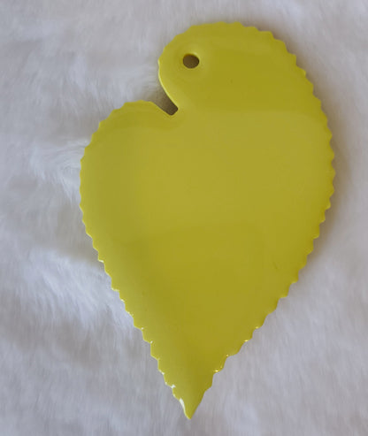 Bijou Eve - De dos avec une fleur jaune n°2