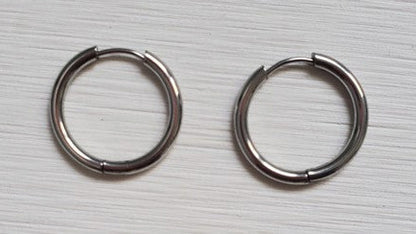 Créoles rondes lisses 18 mm