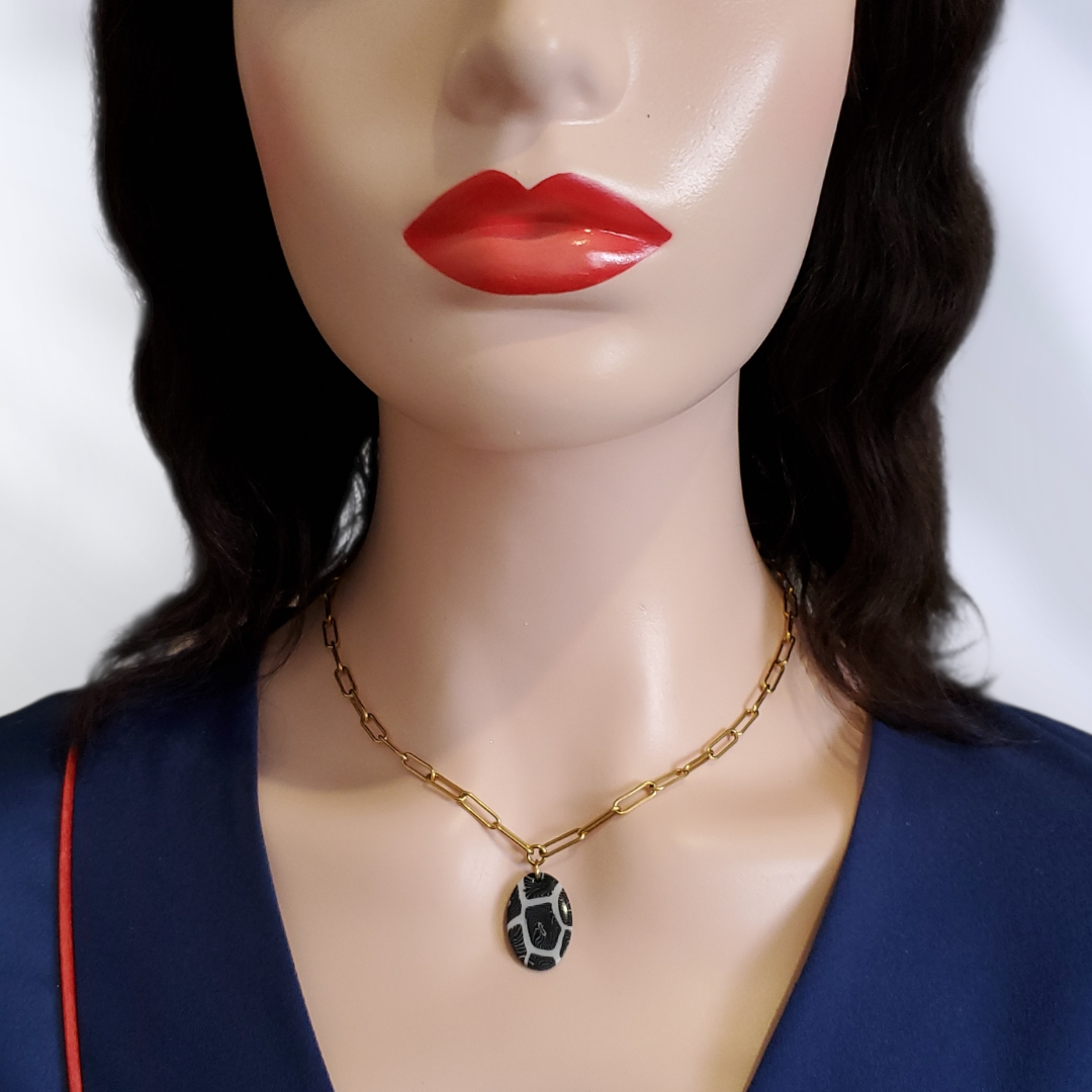 Corail Noir   Collier et Bracelets